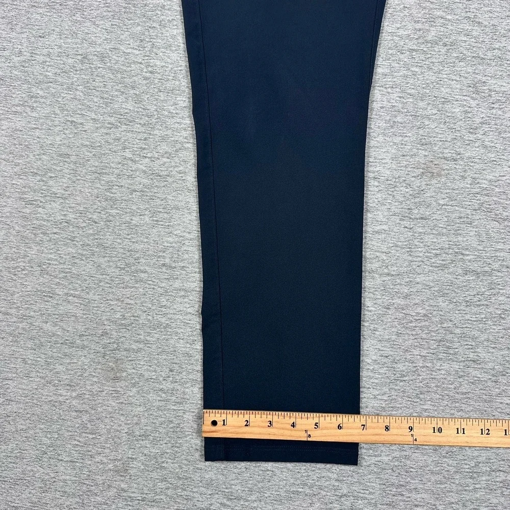 Vuori Pants Mens Size 34x29 Blue Meta Tech Performance Modern Preppy Chino - Picture 5 of 9